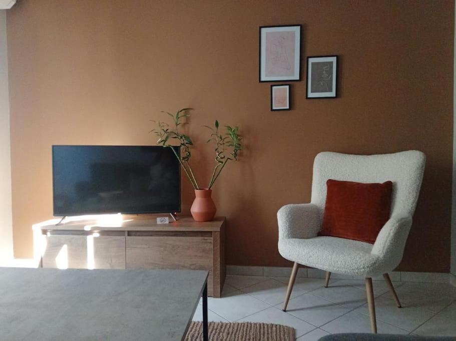 Central Artistic 2-Bedroom Apartment 79Sqm Tripoli Exterior foto
